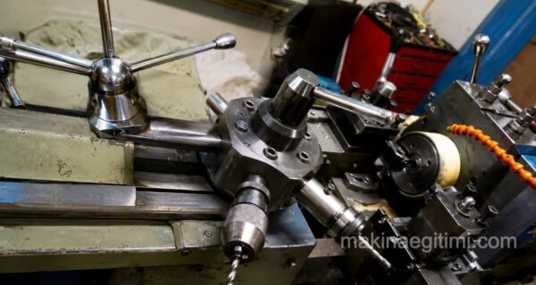 What Is a Turret Lathe, How Is It Used