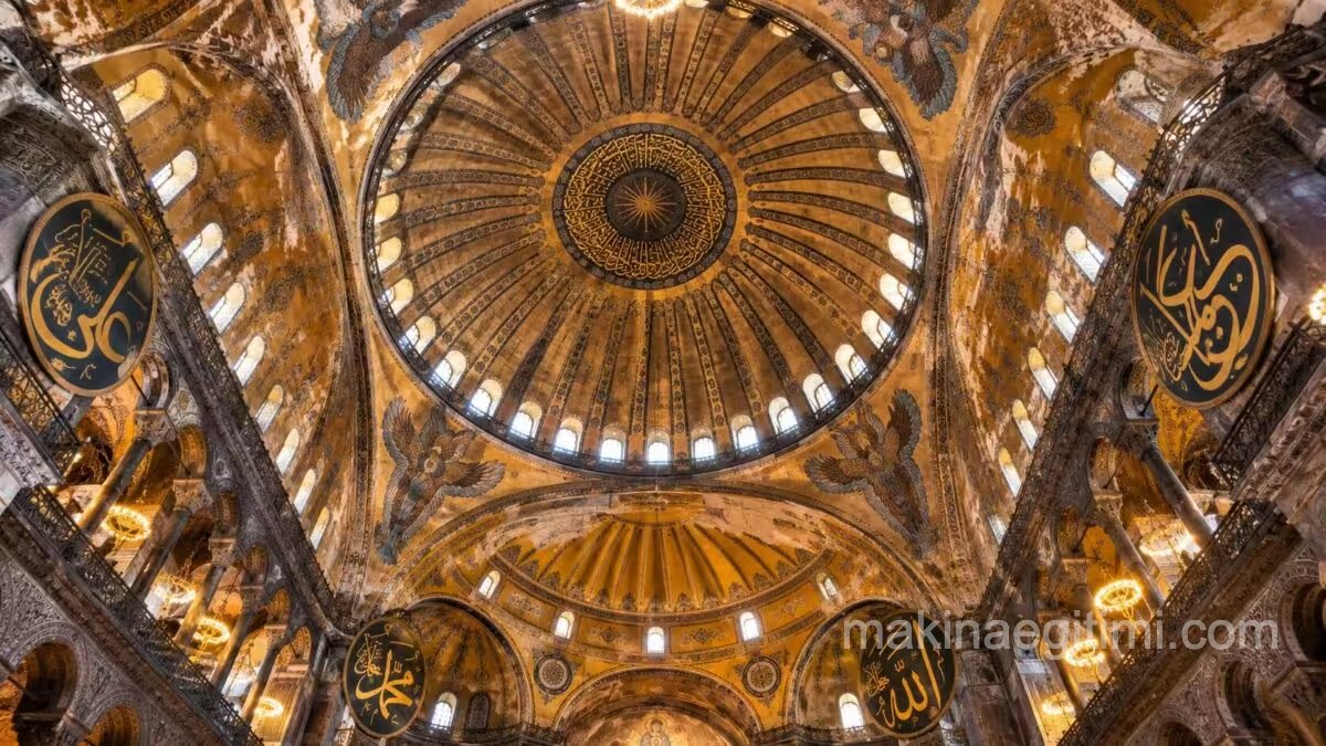 ayasofya iç mekan kubbe